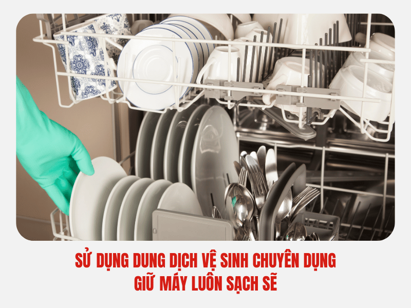 Sử dụng dung dịch vệ sinh chuyên dụng – Giữ máy luôn sạch sẽ